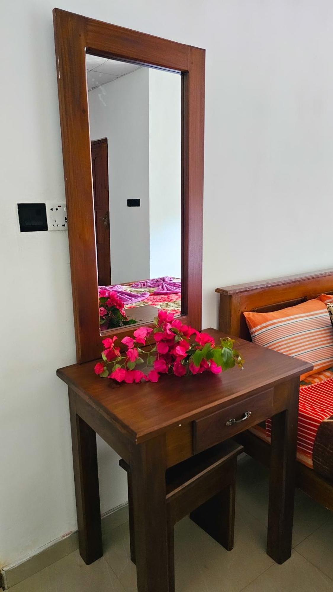Adams Peak Grand Hotel Nallathanniya Luaran gambar