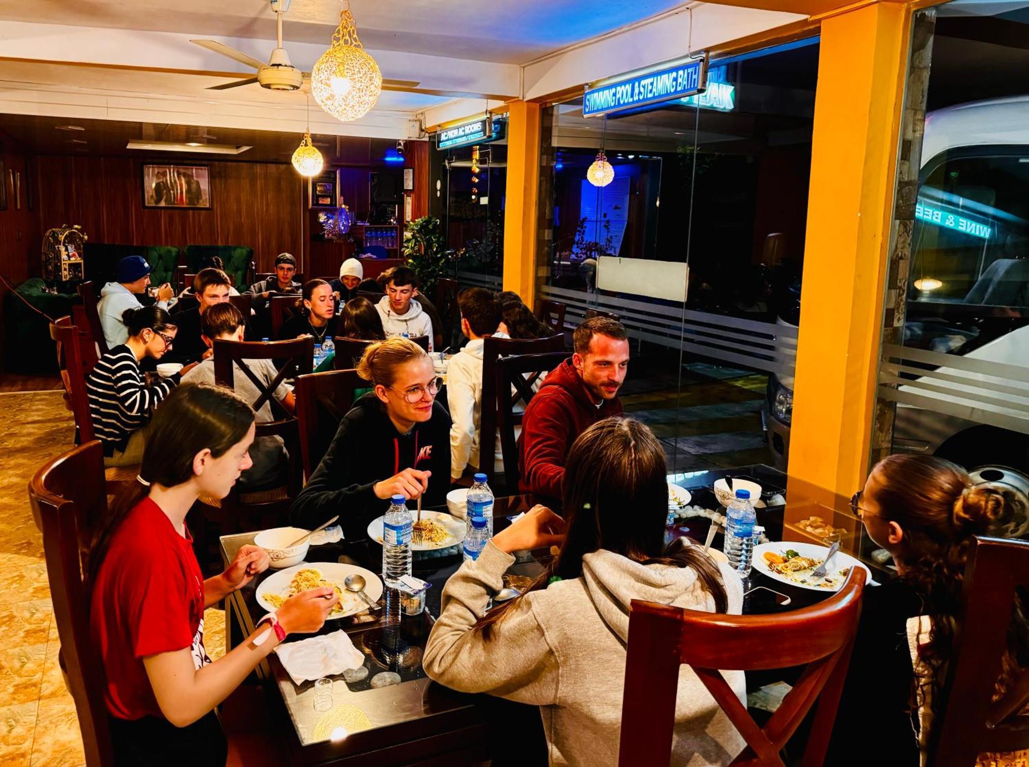 Adams Peak Grand Hotel Nallathanniya Luaran gambar