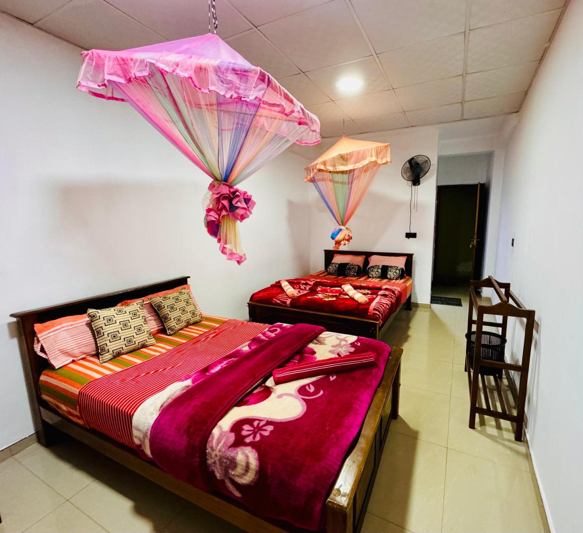 Adams Peak Grand Hotel Nallathanniya Luaran gambar