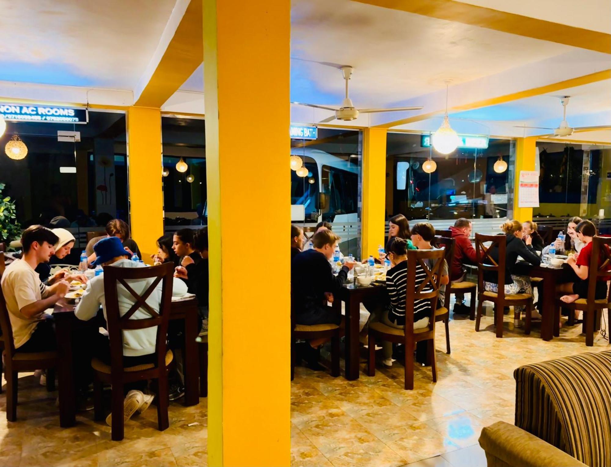Adams Peak Grand Hotel Nallathanniya Luaran gambar